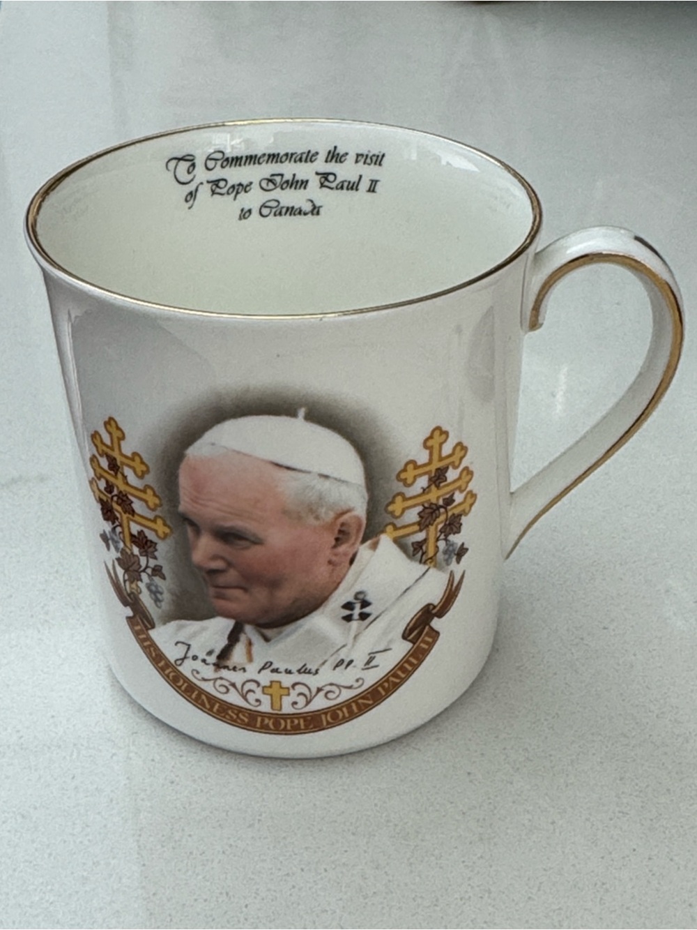 Pope John Paul II Commemorative 1982 visit to Canada Porcelain Mug